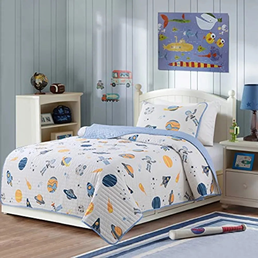 Space Quilt Set With Shams Solar System And Astronaut Design