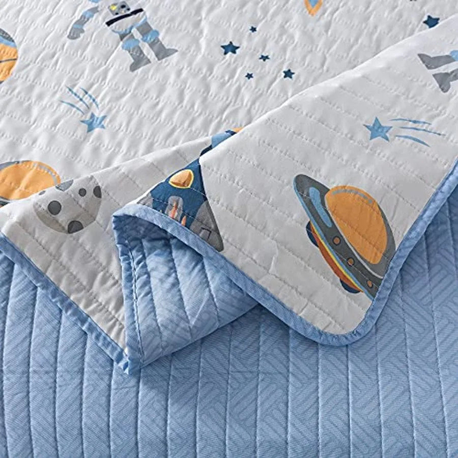 Space Quilt Set With Shams Solar System And Astronaut Design