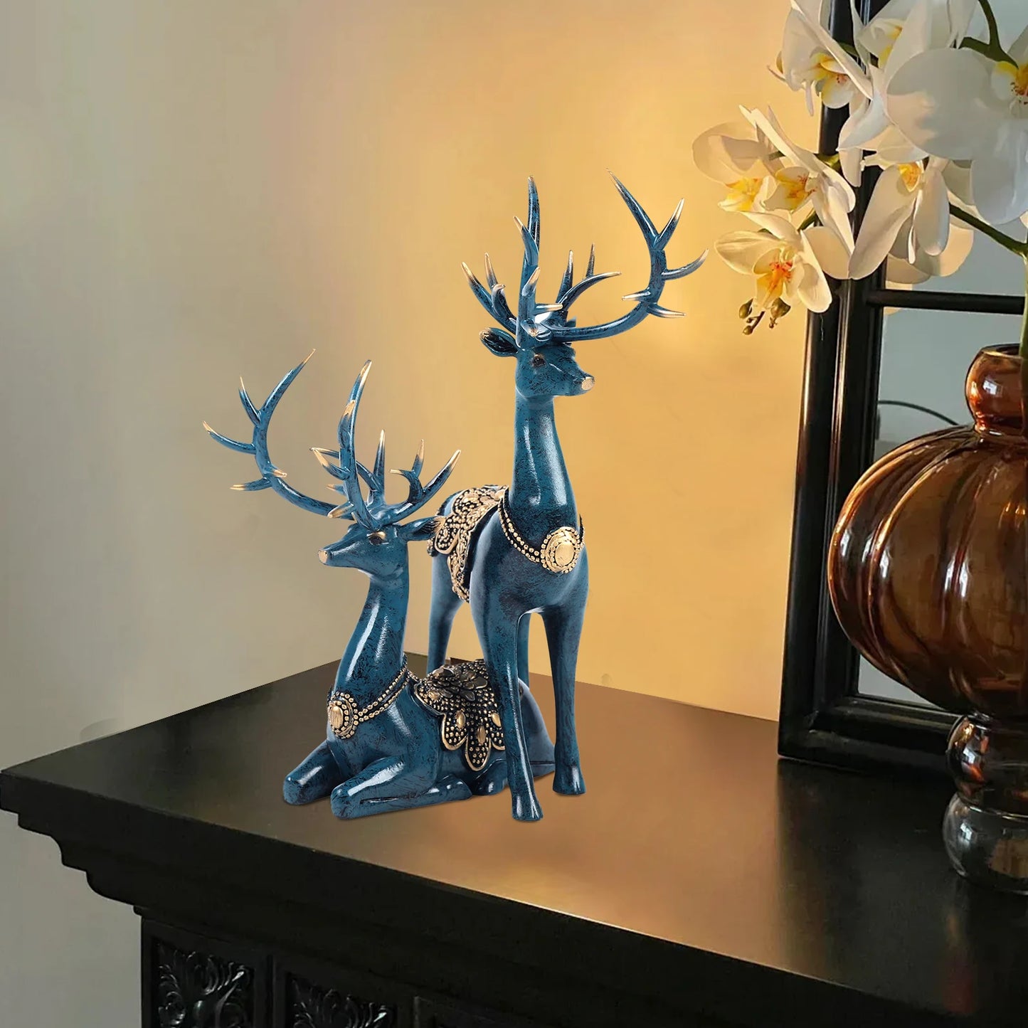 Sika Deer Tabletop Decor 2Pcs Resin Hand-Painted Deer Sculpture Figurines Smooth Surface Easy-Maintain For Desk Art Decor