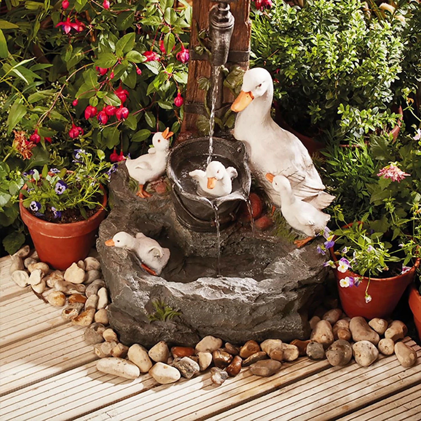 Funny Animal Decoration Duck /Squirrel Fountain Ornament Landscaping Decor with Light Garden Duck Squirrel Figurine Garden Decor