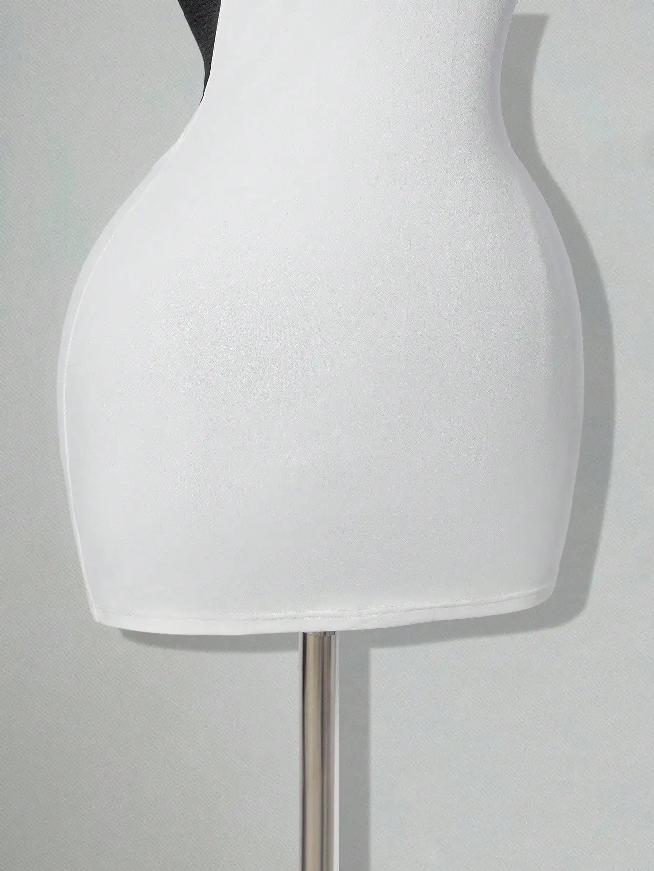 White Bodycon Mini Dress with Criss-Cross Backless Design