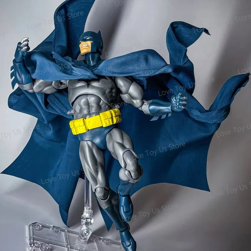 Hot Toys Batman Hush Mafex 105 Action Figure Collectible Model