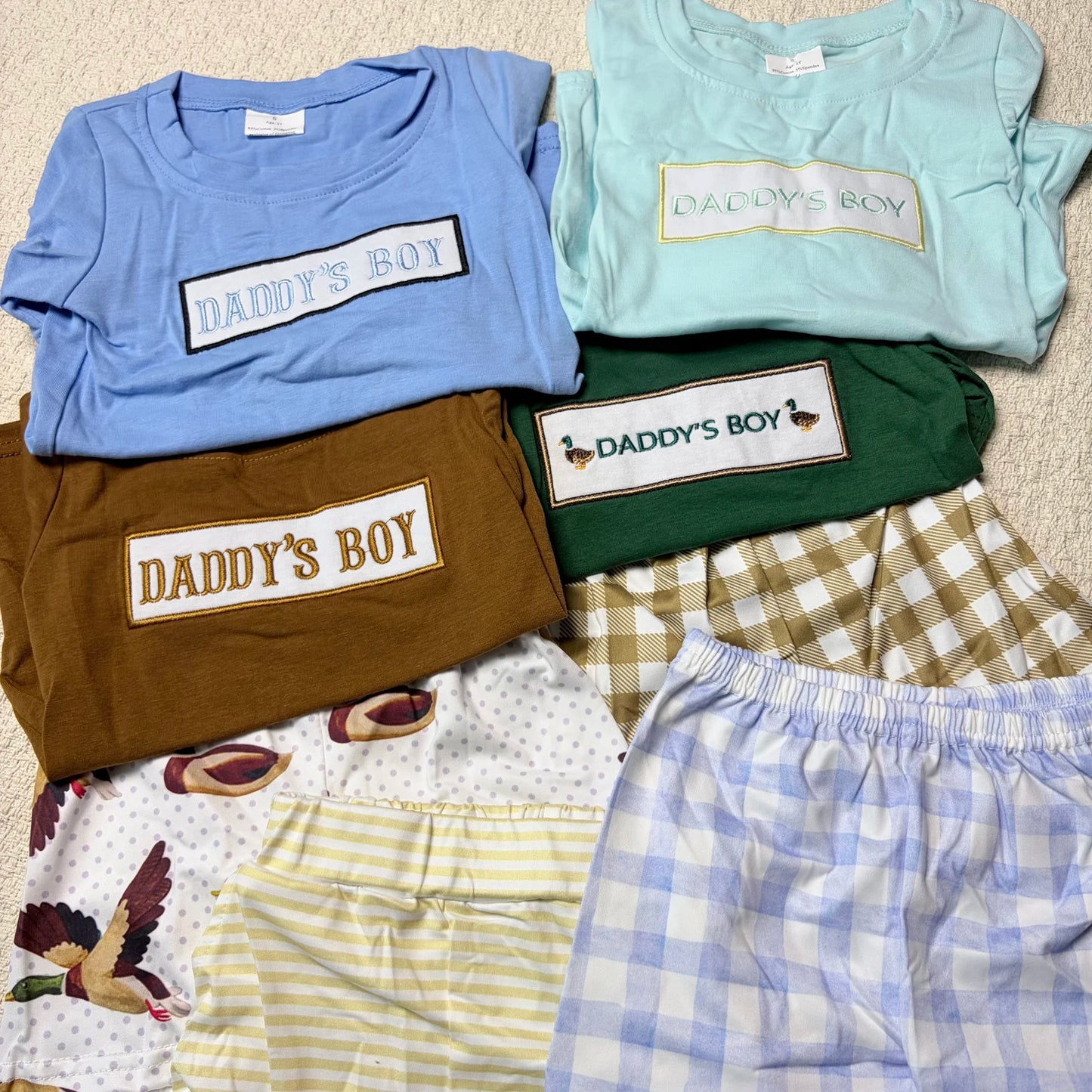 Sibling Baby Boys 'Daddy's Boy' Top And Checkered Shorts Set - Cute And Co-ordinated Outfit for Little Ones
