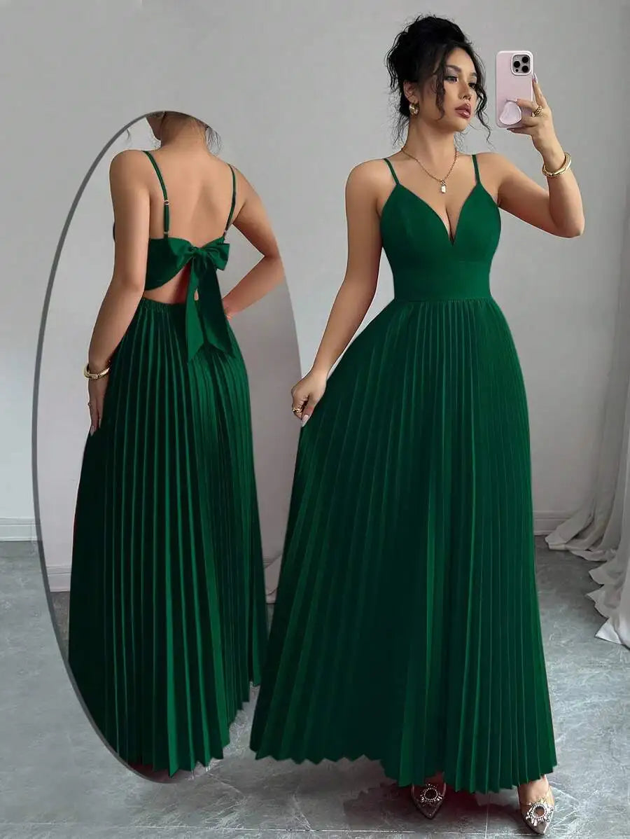 Elegant Green V-Neck Spaghetti Strap Pleated Floor-Length Prom Dress