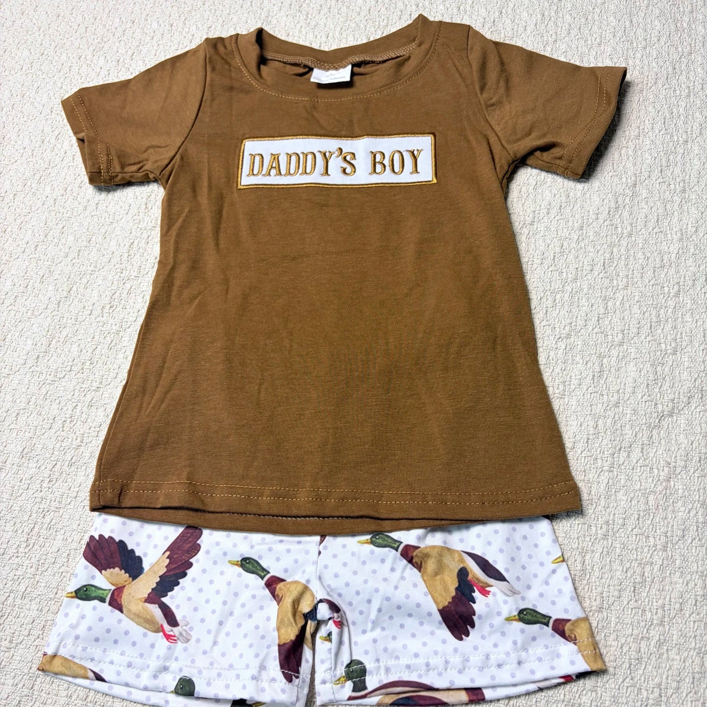 Sibling Baby Boys 'Daddy's Boy' Top And Checkered Shorts Set - Cute And Co-ordinated Outfit for Little Ones