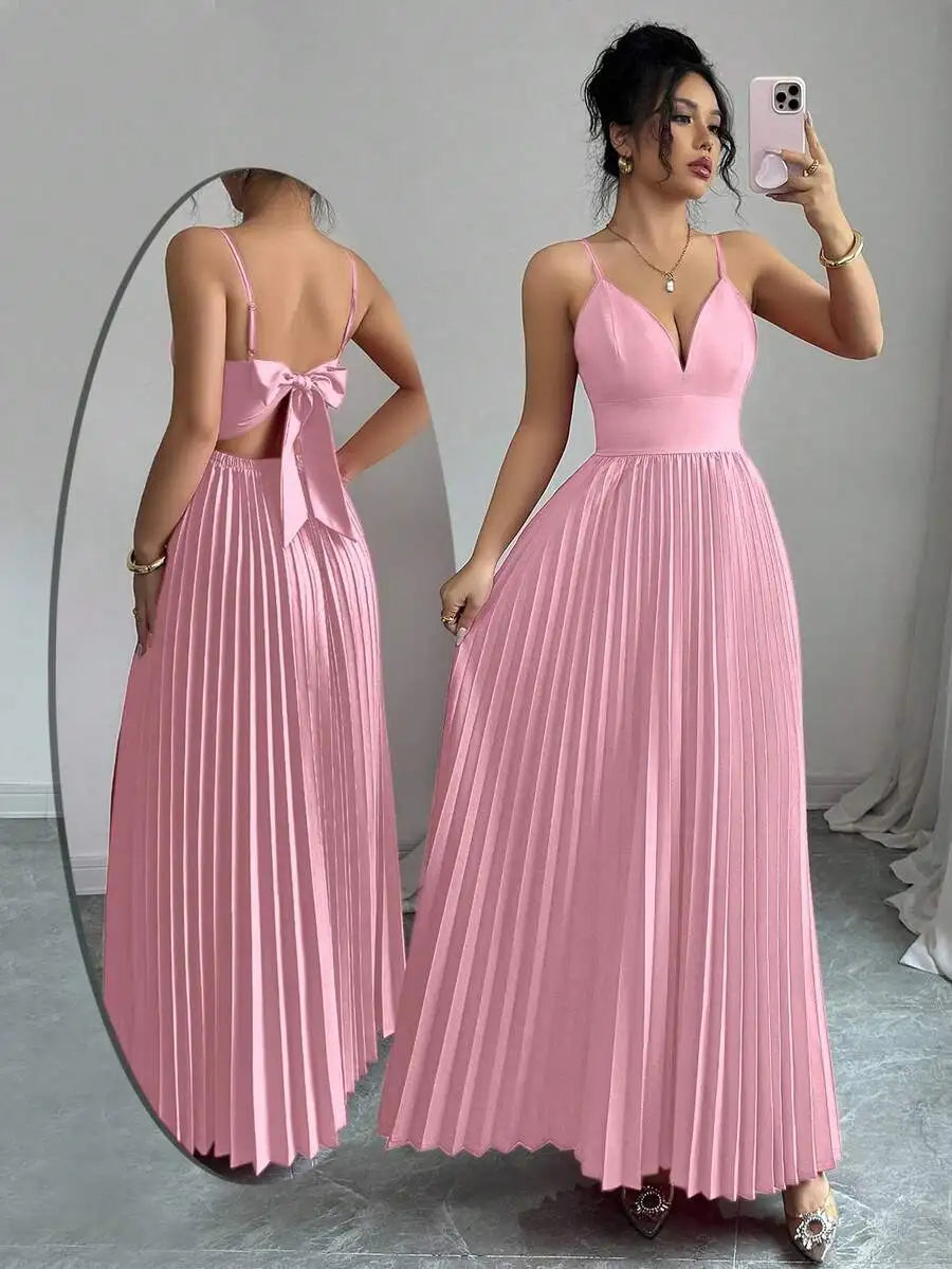Elegant Green V-Neck Spaghetti Strap Pleated Floor-Length Prom Dress