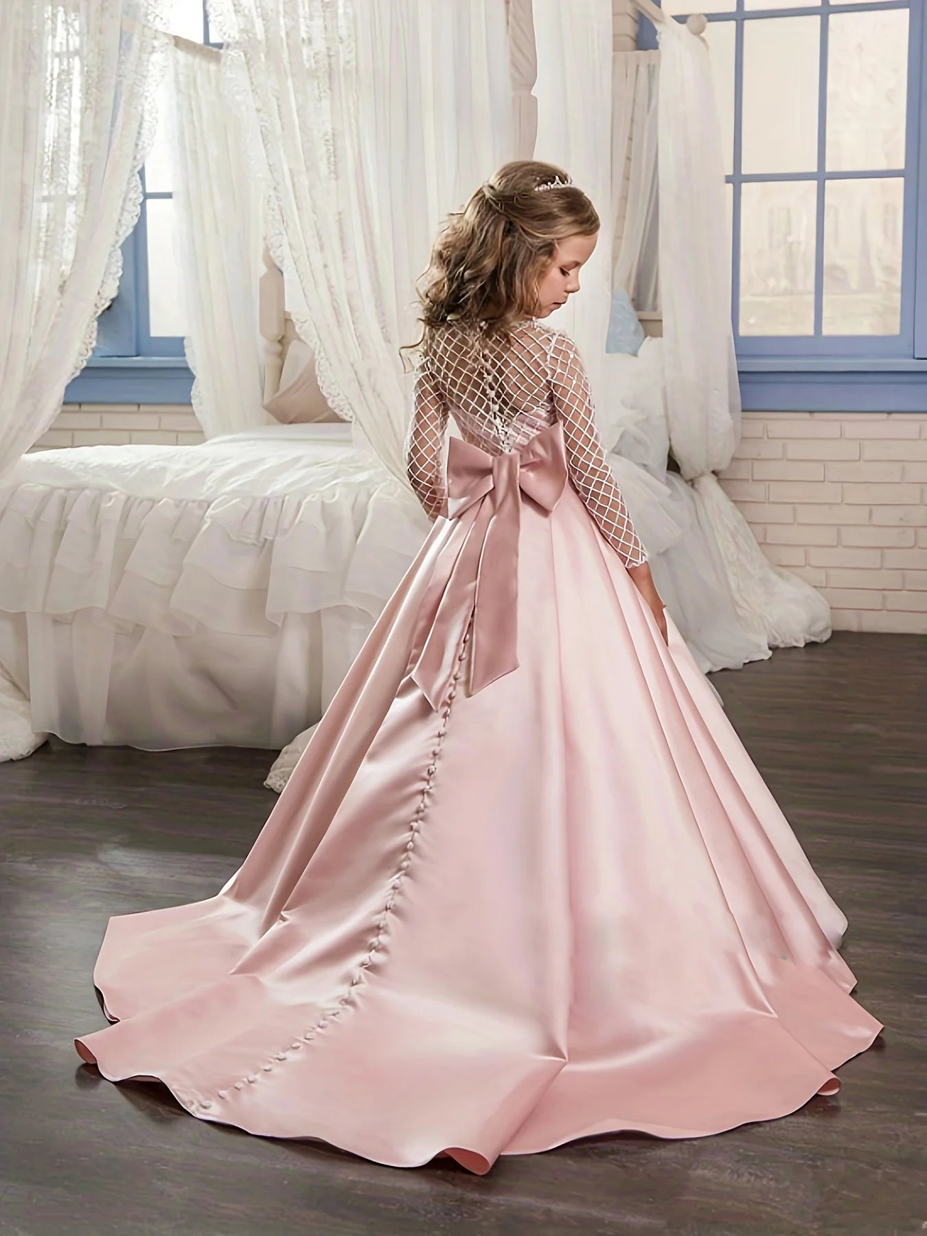 Elegant Lace Trailing Flower Girl Dress First Communion