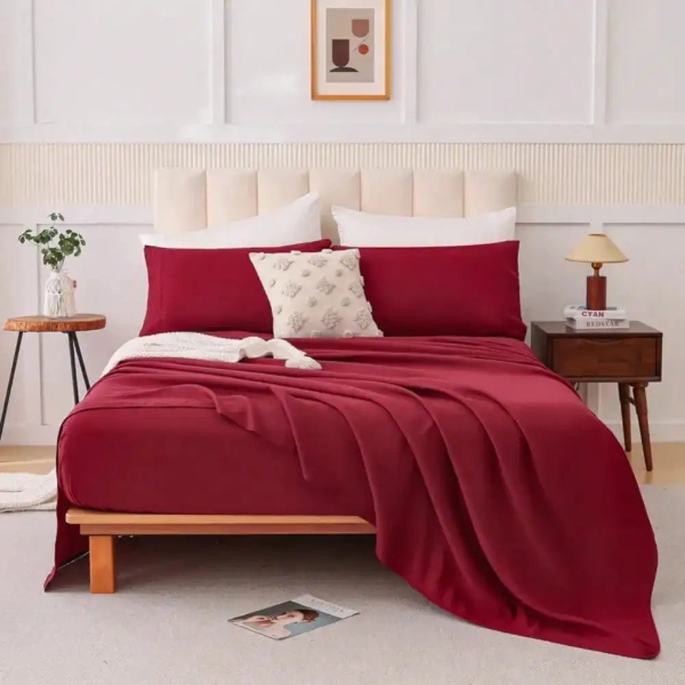 Queen Size 4-Piece Bedding Set Soft Comfortable Bed Sheet Set with Pillowcases